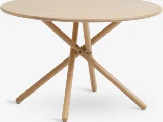 spisebord i egetræes look