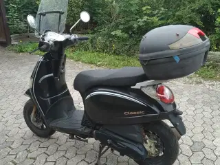 VGA Classic Scooter