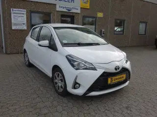 Toyota Yaris 1,0 VVT-i T2 Van