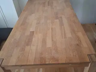 Spisebord eg med tillægs plader