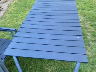 Sort havebord + 6 stole