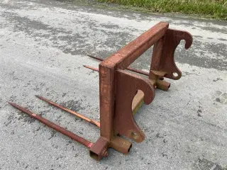 Volvo-BM Ballespyd med Bm Volvo ophæng