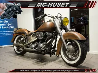 Harley-Davidson FLSTN Softail Deluxe