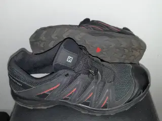 Salomon sko str. 46 2/3