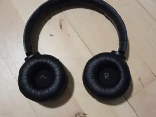 jbl TUNE510BT headset sælges