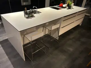 Invita køkkenø/køkkenmoduler sælges 