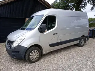 Renault Master III T33 2,3 dCi 135 L2H2 Kassevogn