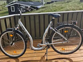Cykel/lav indstigning. Perfekt til alle .