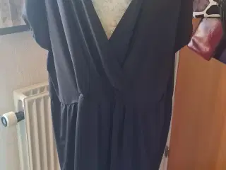 Kjole str 54 fra Zizzi 