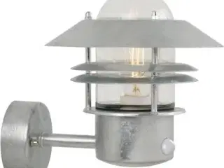 Nordlux Blokhus up væglampe med sensor.