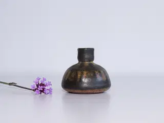 Miniature vase i keramik