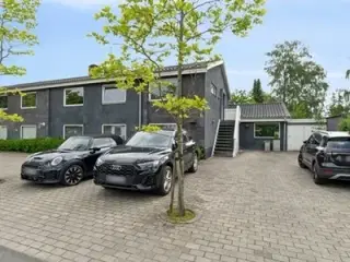 Stor ejendom med masser af muligheder