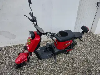 el-scooter, E-sky