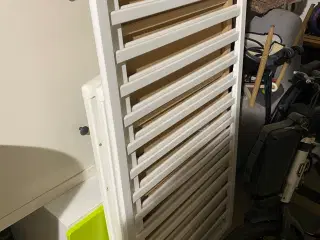 Tremmeseng i god stand