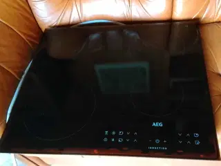 AEG Induktionskogeplade 