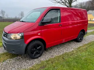 VW Transporter 2,0 TDi 140 Kombi kort 4d Nysynet