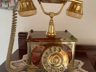 Telefon antik 