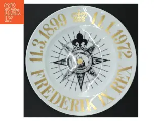 Mindetallerken for Frederik IX fra B&G (str. 25 cm)