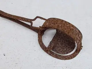 Rævesaks, antik