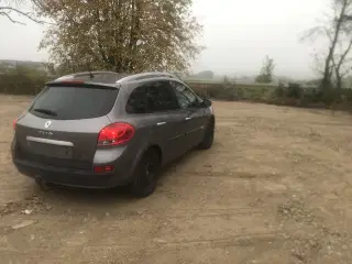 Renault Clio dCi 75 Sport Tourer årg. 2012 Grøn ej