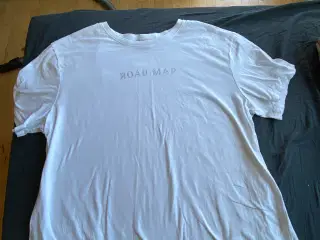T-shirt i hvid 