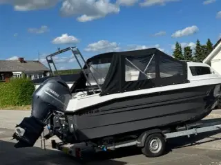 POCA 600 MK3 MED YAMAHA 150 DEXT 