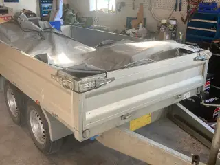 Variant tiptrailer 2715T2