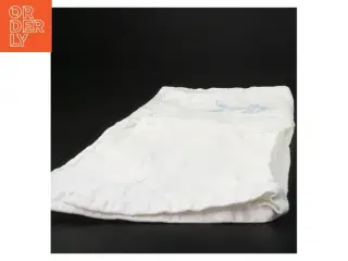 Broderet tekstil (str. 42 x 46 cm)