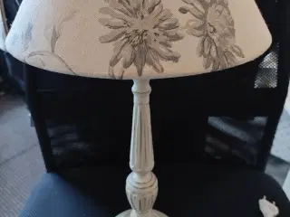 Pæn Bordlampe fra Lene Bjerre/næsten som ny 