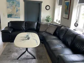 Stor hjørnesofa. 
