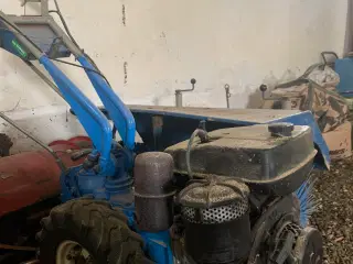 Nibbi traktor
