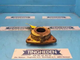 New Holland TX68 Lejehus 9811576