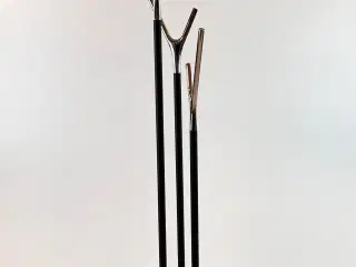 Wishbone stumtjener | FROST (Sort)
