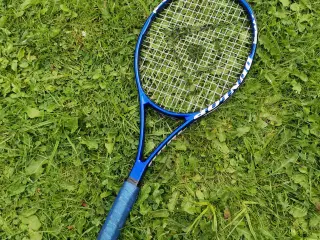 Dunlop 400 G med taske og 3 bolde 350 kr ialt 🌸