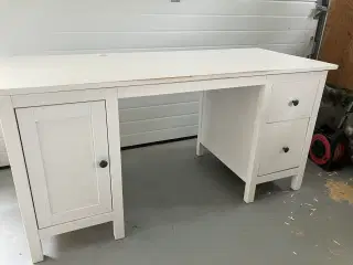 Ikea skrivebord 