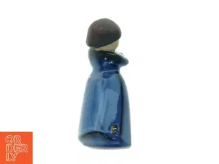 Keramikfigur af kvinde fra JIE (str. 12 cm)