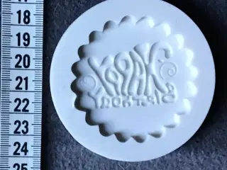 Happy Birthday mould