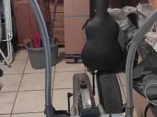 Crosstrainer Orbitrek.
