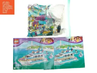 LEGO Friends Dolphin Cruiser fra LEGO