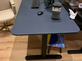 Hæve/sænkebord i god stand
