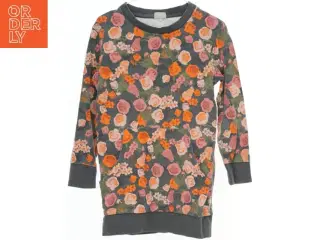 Blomster mønstret kjole fra Name It (str. 116)