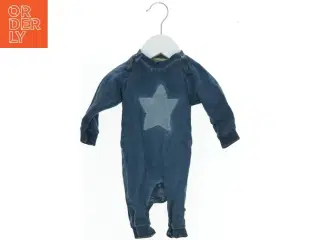 Heldragt med stjerne fra Minymo (str. 50)