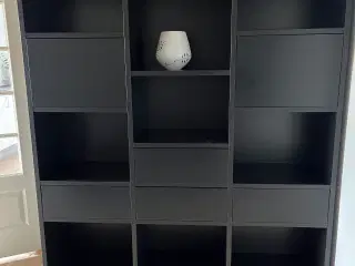 Boconcept reol i massiv sort egetræ