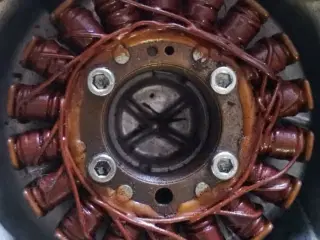 CBR 900 Fireblade stator + dæksel