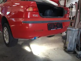 Alfa Romeo 156 kofangere