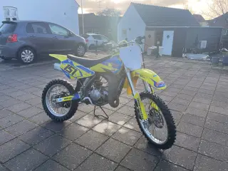 Suzuki RM85