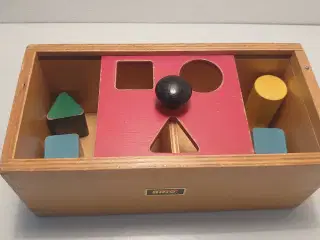 Gammel Brio putte-kasse i træ. Omkring 1950-60