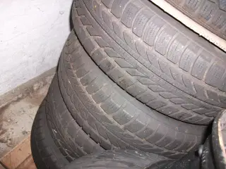 4 hjul med dæk sælges