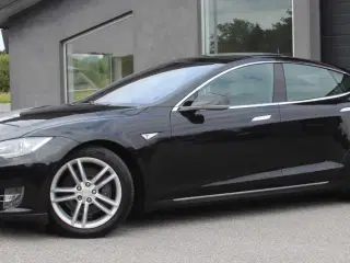 TESLA 19” 5x120 Orginal