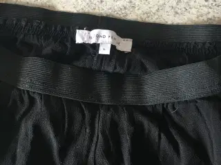 Helt nye lækre bukser